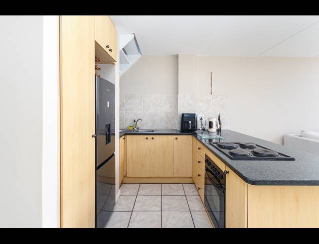 1 BEDROOM SECTIONAL TITLE SOLD IN PARKLANDS